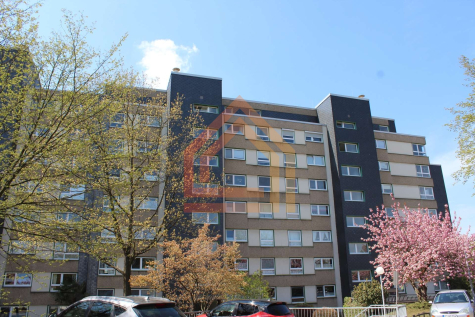 Gepflegte Eigentumswohnung mit EBK und Loggia in Essen-Kettwig, 45219 Essen, Etagenwohnung zum Kauf