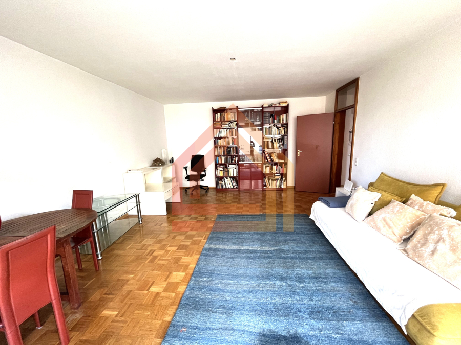 Bezugsfreie, ideal geschnittene 2-Zimmer-Wohnung in zentraler Lage - Foto 1