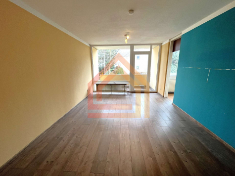 Bezugsfrei und zentral – 2-Zimmer-Wohnung mit PKW-Stellplatz in Pulheim, 50259 Pulheim, Wohnung