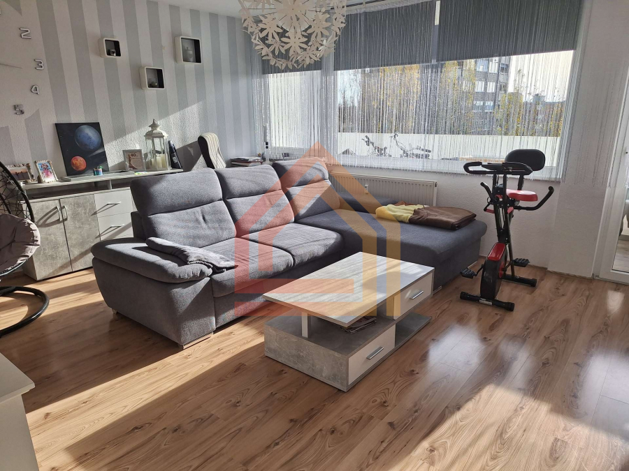 Sehr gepflegte, gut vermietete Wohnung - Foto 1
