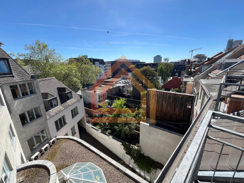 Erstbezug nach Modernisierung: 3-Zimmer-Maisonette mit Sonnenbalkon, 50670 Köln, Maisonettewohnung zur Miete